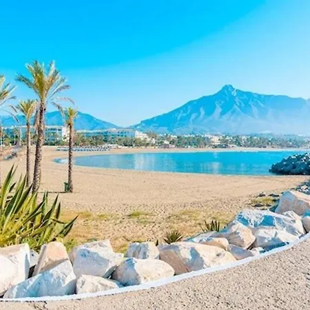 With Private Bathroom In Shared Marbella