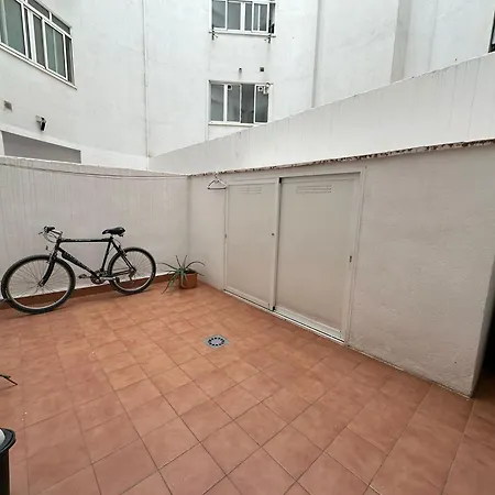 With Private Bathroom In Shared Marbella