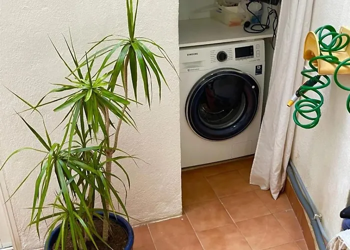 With Private Bathroom In Shared Apartament *