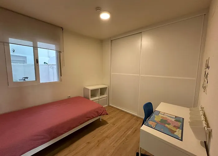 With Private Bathroom In Shared * Marbella