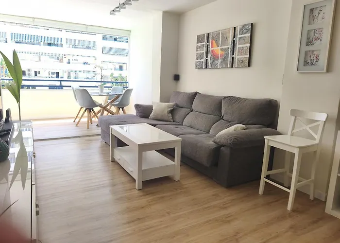With Private Bathroom In Shared Apartament *
